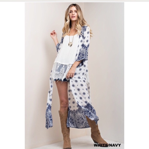 New Casablanca Bohemian Kimono Cardi - Picture 7 of 8